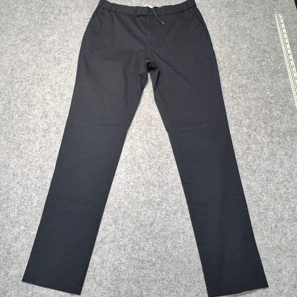 L’estrange London 24 Jour Chino Pants. Medium. Black.